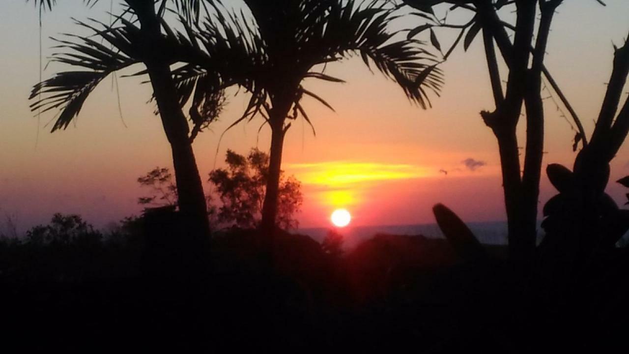 Khrisna Sunrise Homestay Tulamben Exterior foto